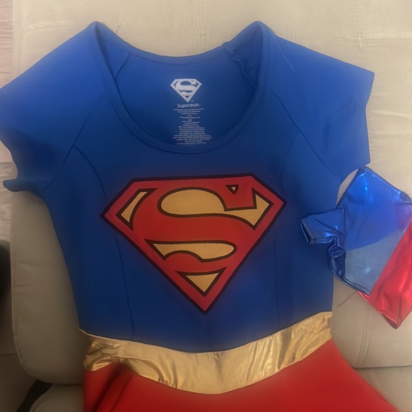 Superman Dress Halloween Party Costume - Picture 2 of 5